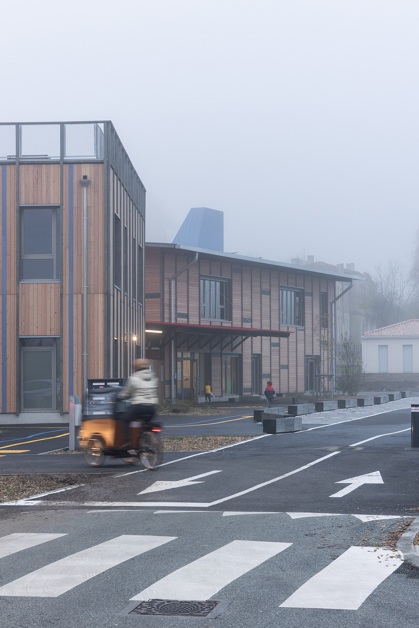 Compagnie architecture, groupe scolaire Frida Kahlo, Bruges, photo Ivan Mathie